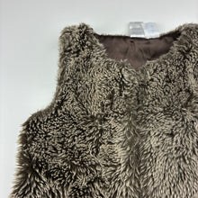 Load image into Gallery viewer, Girls H&amp;T, faux fur vest, 2 hook fasten, FUC, size 5,  