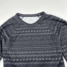 Load image into Gallery viewer, Unisex Crane, Snow Extreme lightweight long sleeve top, GUC, size 8,  