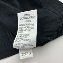 Load image into Gallery viewer, Unisex Brilliant Basics, black cotton long sleeve tee / top, EUC, size 5,  