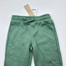 Load image into Gallery viewer, Unisex Anko, green fleece lined track pants, Inside leg: 34cm, NEW, size 3,  