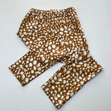 Load image into Gallery viewer, Girls lightweight, stretchy leggings, Inside leg: 39cm, EUC, size 3,  