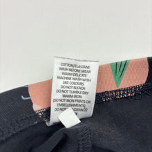 Load image into Gallery viewer, Girls Target, stretchy leggings, Inside leg: 35.5cm, GUC, size 3,  