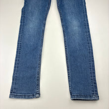 Load image into Gallery viewer, Girls Target, blue stretch denim jeans, adjustable, Inside leg: 57cm, FUC, size 8,  