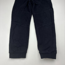 Load image into Gallery viewer, Unisex Target, black fleece lined track pants, Inside leg: 46cm, FUC, size 6,  