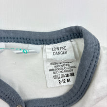 Load image into Gallery viewer, Unisex ergoPouch, organic cotton blend ergo arms top, small mark back right sleeve, FUC, size 00-0,  