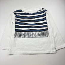 Load image into Gallery viewer, Unisex white, long sleeve t-shirt, EUC, size 6,  
