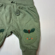 Load image into Gallery viewer, Unisex Jack &amp; Milly, green fleece lined pants, elasticated, GUC, size 000,  