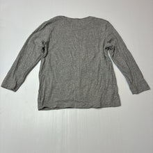 Load image into Gallery viewer, Unisex Favourites, cotton blend long sleeve t-shirt, GUC, size 3,  