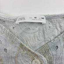 Load image into Gallery viewer, Girls Zara,  cropped broderie cotton top, GUC, size 10,  
