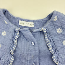 Load image into Gallery viewer, Girls Zara, blue cotton embroidered ruffle top, minor marks, FUC, size 13-14,  