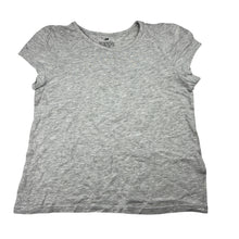 Load image into Gallery viewer, Unisex H&amp;M, grey cotton blend t-shirt, GUC, size 7-8,  