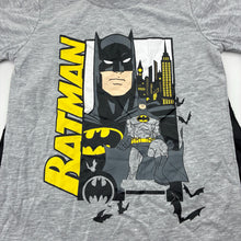 Load image into Gallery viewer, Boys DC Comics, Batman superhero t-shirt, detachable cape, EUC, size 6,  