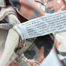 Load image into Gallery viewer, Unisex ZARA KIDS, cotton camo print jacket, GUC, size 8,  