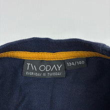 Load image into Gallery viewer, Unisex TWODAY,  cotton long sleeve t-shirt, GUC, size 9-10,  
