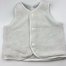 Load image into Gallery viewer, Unisex Uniqlo, cotton lined fleece vest, GUC, size 00,  