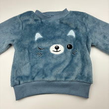 Load image into Gallery viewer, Unisex blue, fleece sweater, embroidered cat, pilling, FUC, size 2,  
