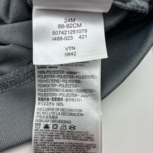 Load image into Gallery viewer, Unisex Nike, lightweight zip jacket / track top, EUC, size 2,  