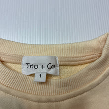 Load image into Gallery viewer, Unisex Trio + Co., thick cotton romper, EUC, size 1,  