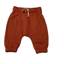 Load image into Gallery viewer, Unisex Baby Berry, rust cotton blend basic fleece lined track pants, elasticated, EUC, size 000,  