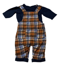 Load image into Gallery viewer, Unisex Baby Baby, long sleeve top &amp; overalls set, EUC, size 000,  