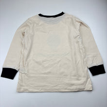 Load image into Gallery viewer, Unisex M CELEBRATE, cream cotton pyjama top, Brussels sprout, GUC, size 6-7,  