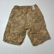 Load image into Gallery viewer, Boys POINT COVE, floral cotton shorts, elasticated, FUC, size 7-8,  