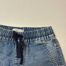 Load image into Gallery viewer, Unisex Target, blue stretch denim shorts, elasticated, EUC, size 3,  