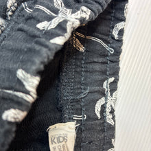 Load image into Gallery viewer, Unisex Cotton On, casual shorts, elasticated, palm trees, GUC, size 4,  