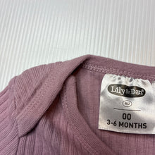 Load image into Gallery viewer, Unisex Lily &amp; Dan, mauve cotton ribbed long sleeve bodysuit, EUC, size 00,  