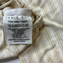 Load image into Gallery viewer, Unisex Jamie Kay, organic cotton long sleeve bodysuit, EUC, size 000,  