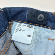 Load image into Gallery viewer, Unisex Uniqlo, blue denim jeans, adjustable, EUC, size 6,  