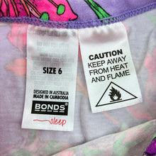 Load image into Gallery viewer, Girls Bonds, floral stretch cotton pyjama top, EUC, size 6,  