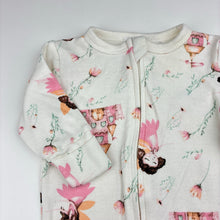 Load image into Gallery viewer, Girls cotton, zip coverall, castles, GUC, size 000,  