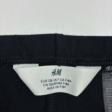 Load image into Gallery viewer, Girls H&amp;M, black stretch cotton bike shorts, elasticated, GUC, size 8,  