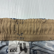 Load image into Gallery viewer, Boys Cotton On, board shorts, elasticated, seashells, GUC, size 4,  