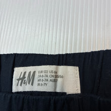 Load image into Gallery viewer, Boys H&amp;M, navy cotton shorts, elasticated, GUC, size 7,  