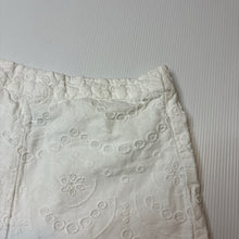 Load image into Gallery viewer, Girls Anko, white cotton floral broderie shorts, elasticated, GUC, size 8,  