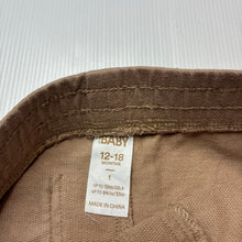 Load image into Gallery viewer, Boys KID, cotton blend track pants, mark on back, FUC, size 1,  