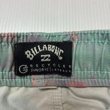 Load image into Gallery viewer, Boys Cotton On, checked lightweight cotton shorts, elasticated, GUC, size 3,  