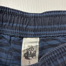 Load image into Gallery viewer, Boys Kids &amp; Co, cotton shorts, elasticated, GUC, size 3,  