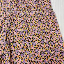 Load image into Gallery viewer, Girls Target, floral bike shorts, elasticated, EUC, size 16,  