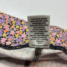 Load image into Gallery viewer, Girls Target, floral bike shorts, elasticated, EUC, size 16,  