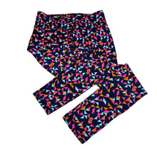 Load image into Gallery viewer, Girls DUNNES STORES, activewear leggings, elasticated, geometric triangles, FUC, size 7-8,  