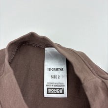 Load image into Gallery viewer, Unisex Bonds, brown cotton t-shirt, GUC, size 2,  