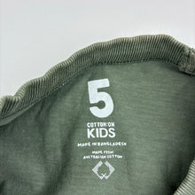 Load image into Gallery viewer, Boys Cotton On, green cotton t-shirt, FUC, size 5,  