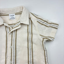 Load image into Gallery viewer, Boys Baby Baby, cotton blend short sleeve shirt, EUC, size 2,  