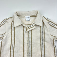 Load image into Gallery viewer, Boys Baby Baby, cotton blend short sleeve shirt, EUC, size 2,  