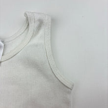 Load image into Gallery viewer, Unisex Baby Berry, white cotton ribbed singlet, EUC, size 00,  