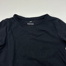 Load image into Gallery viewer, Unisex H&amp;M, black long sleeve t-shirt, EUC, size 5-6,  
