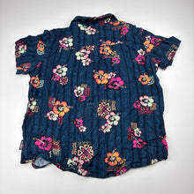 Load image into Gallery viewer, Boys RIP CURL, tropical print short sleeve shirt, EUC, size 7-8,